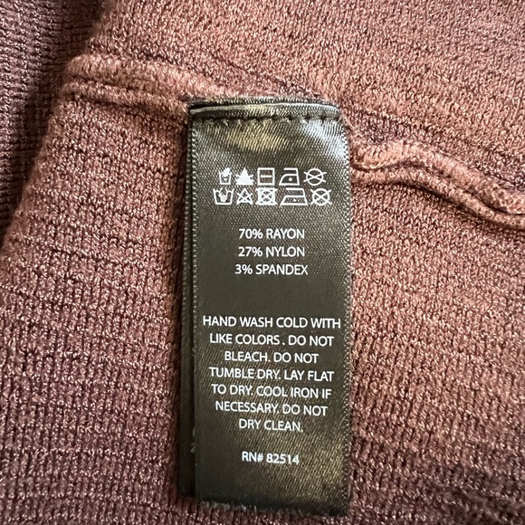 House of Harlow brown fitted dress. - Picture 3 of 4